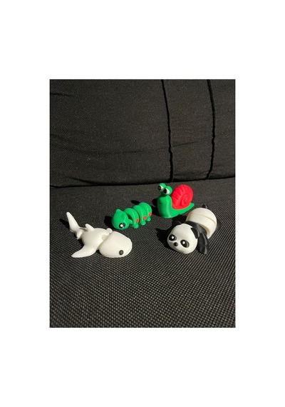 4 Lü Oynar Eklemli Hayvan Figürleri Seti Panda, Köpekbalığı, Salyangoz Ve Tırtıl Oyuncak