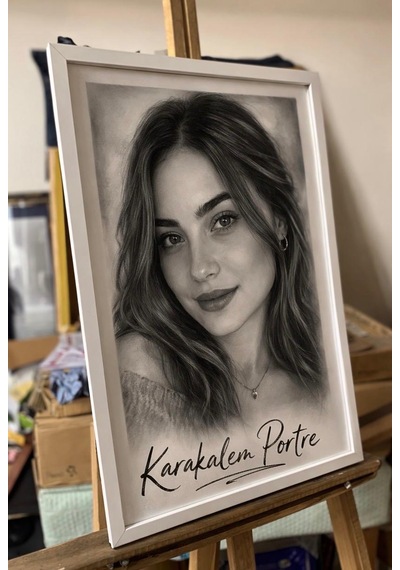 50x70 Ebatında 1 Kişilik Karakalem Portre Çalışması