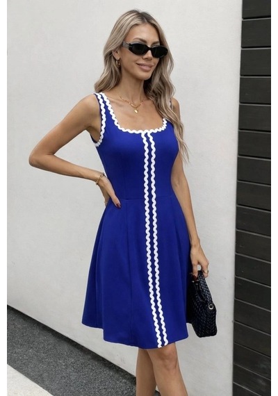 DefyModa Kadın Askılı Yuvarlak Yakalı Şerit Desenli Kısa Kiloş Elbise Saks Mavi