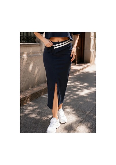 Lacivert Şerit Detaylı Crop Bluz Ve Kalem Midi Etek Takımı - 2384 M