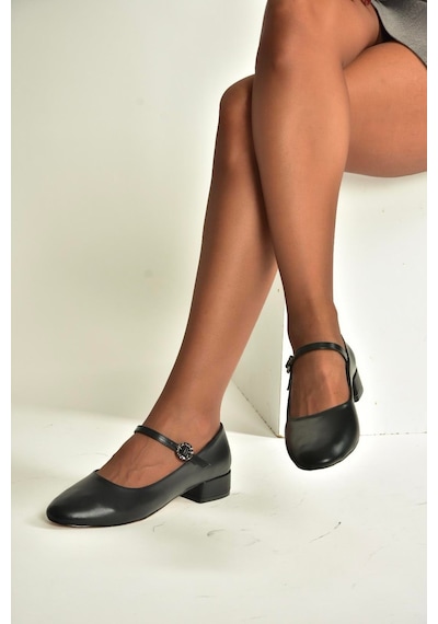 Fox Shoes V250660809 Siyah Kalın Alçak Topuklu Kadın Ayakkabı Siyah