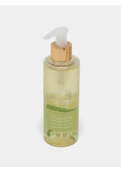 Tr Akne Karşıtı Yüz Temizleme Jeli, C Vitamini Ve Aloe Vera Özlü, Yağ Dengeleyici, 200 Ml