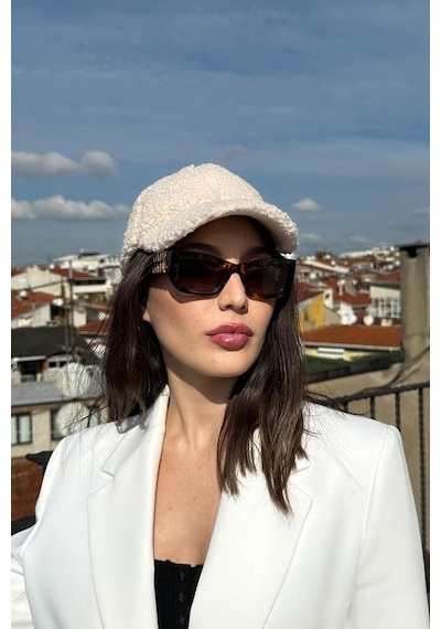 Mollycrush Kadın Teddy Dokulu Kışlık Kadın Vizör Şapka Yumuşak Kuzu Kürk Görünümlü Model Beyaz