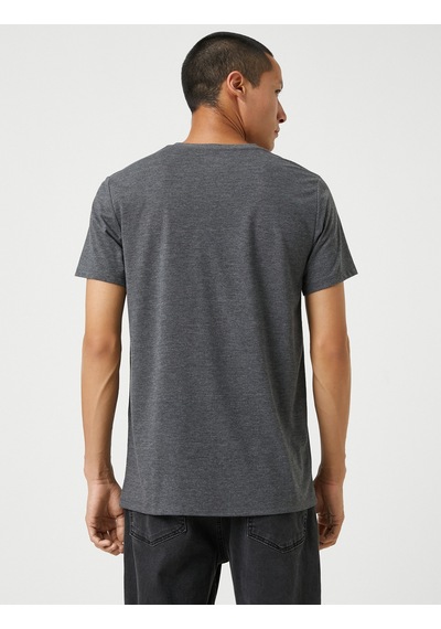 Koton Basic Tişört Slim Fit Bisiklet Yaka Kısa Kollu Pamuklu Gri 3sam10057hk 3sam10057hk031 Gri Koton Basic Tişört Slim Fit Bisiklet Yaka Kısa Kollu Pamuklu Gri 3sam10057hk 3sam10057hk031 Gri