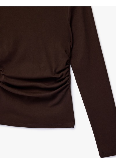 Koton Pamuklu Slim Fit Uzun Kollu Yuvarlak Kayık Yaka Tişört Kahverengi 6sal10226ık Kahve