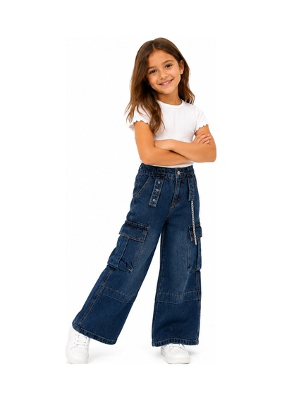 İrem Kız Çocuk Çift Kargo Cepli Geniş Paça Model Zincir Aksesuarlı Lacivert Renk Kot Pantolon İrem Kız Çocuk Çift Kargo Cepli Geniş Paça Model Zincir Aksesuarlı Lacivert Renk Kot Pantolon