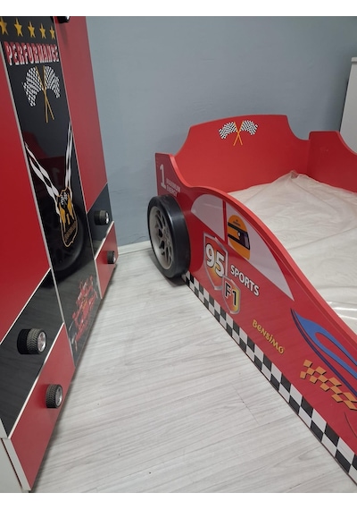 Genç Odası Formula 90652 Takım Dolap Karyola Şifonyer Yatak Demonte Kırmızı