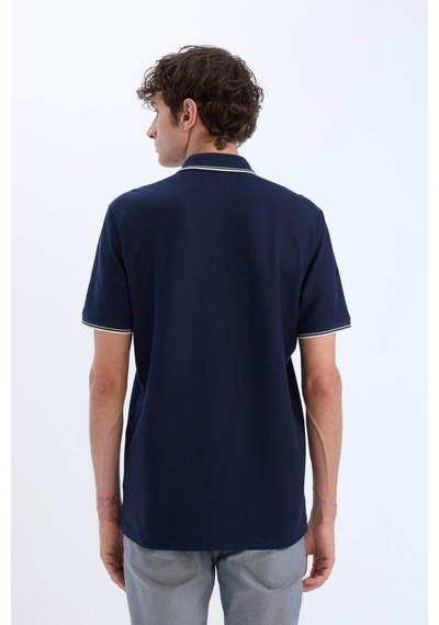 DeFacto Regular Fit Polo Yaka Waffle Kısa Kollu Tişört D7932AX25SPNV135 DeFacto Regular Fit Polo Yaka Waffle Kısa Kollu Tişört D7932AX25SPNV135