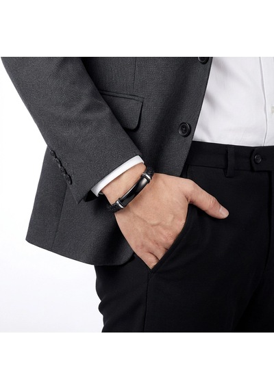 Moncuk Design İsim Yazılabilir Siyah Deri Ve Siyah Titanyum Kilit Bileklik 33513b15d4