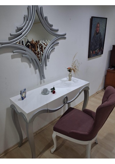 Dresuar Cnc Kabartma 90664 Model Aynalı Gökyüzü Sandalye Ayak Parlak Beyaz Gri Renk Beyaz - Gri Dresuar Cnc Kabartma 90664 Model Aynalı Gökyüzü Sandalye Ayak Parlak Beyaz Gri Renk Beyaz - Gri