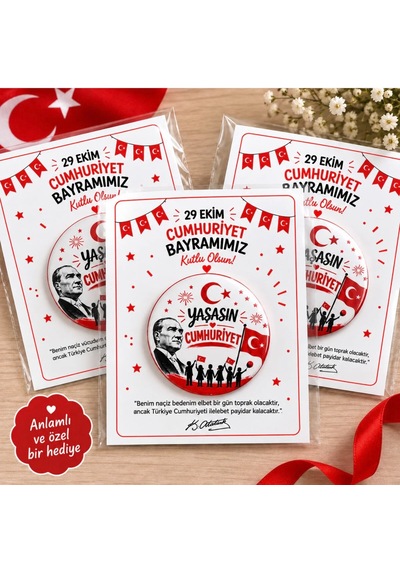 10 Adet 44 Mm Kartlı 29 Ekim Cumhuriyet Bayramı Rozet Beyaz - Kırmızı