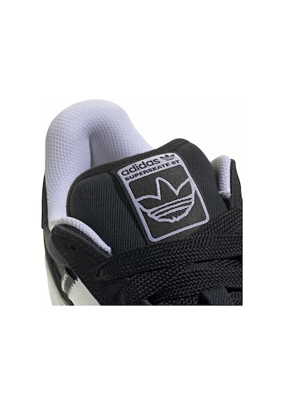 Ftwwht/cblack/gum5 Adidas Günlük Spor Ayakkabı Superskate St Kk3277 Beyaz