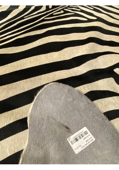 Hakiki Deri Dana Postu Beyaz Zebra Baskılı 190 X 225 Cm - 2261201000049