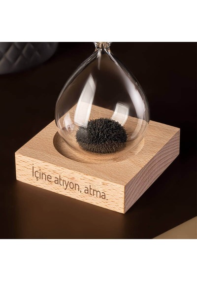 İçine Atıyon Atma Tasarımlı Manyetik Kum Saati