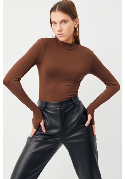 Hiccup Bıpantolon Kadın 4'lü Cut Out Detaylı Yarım Balıkçı Yaka Body Bej