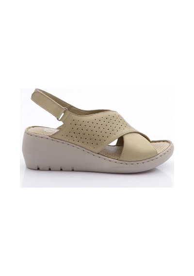Dgn 1000 Kadin Delikli Kalin Topuk Sandalet 1000-2495-R15132 Bej