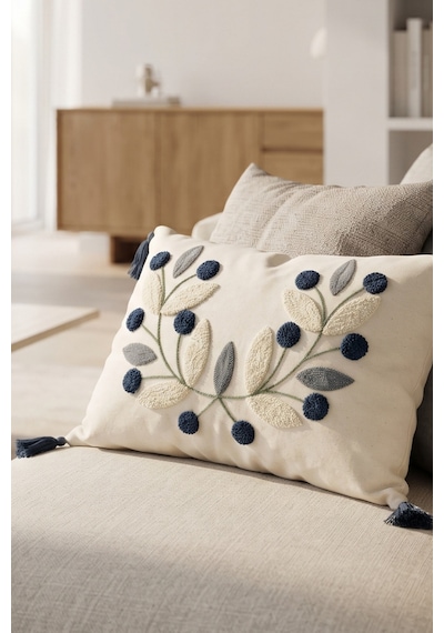 Tomurcuk Botanik Dal Ve Yaprak Motifli Punch Nakışlı Püsküllü Pamuk Kırlent Kılıfı 35x55 Cm Mavi