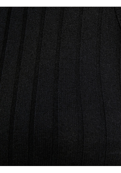 Koton Crop Atlet Bisiklet Yaka Kolsuz Siyah 3sak10015ek Siyah
