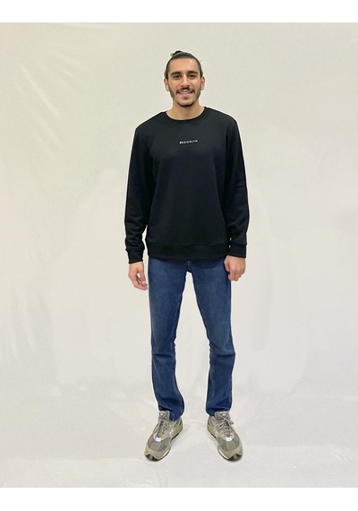 Erkek Bisiklet Yaka Rahat Kalıp 3 İplik Kalın Orta Brooklyn Nakışlı Sweatshirt Spr24sw34 Siyah Erkek Bisiklet Yaka Rahat Kalıp 3 İplik Kalın Orta Brooklyn Nakışlı Sweatshirt Spr24sw34 Siyah