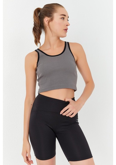 Tommy Life Gri Basic Sıfır Kol Dar Kalıp U Yaka Kadın Crop Top Atlet - 97162 Gri