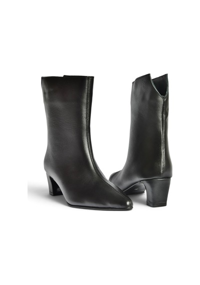 Fox Shoes Z654580003 Siyah Hakiki Deri Kalın Topuklu Kadın Bot