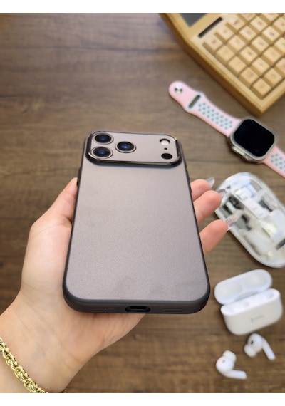 Apple iPhone 17 Pro Max Uyumlu Süper İnce Mat Ultra Thin Silikon Kılıf Buzlu Siyah