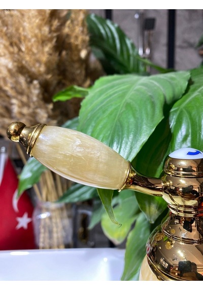 İsaoğlu Yapı Gold Lavabo Bataryası Mermer Tasarımlı Altın Lavabo Musluğu Gold