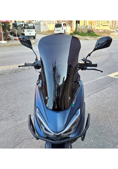 Motocam Küba Newlight 50 Pro Ön Cam 2023-2026 Model 58cm Siyah Renkli 4mm  Boylu