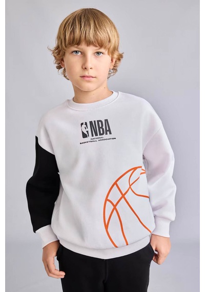Defacto Nba Bisiklet Yaka İçi Yumuşak Tüylü Kalın Kumaş Sweatshirt Erkek Çocuk I2196a826wnwt34 Beyaz-wt34