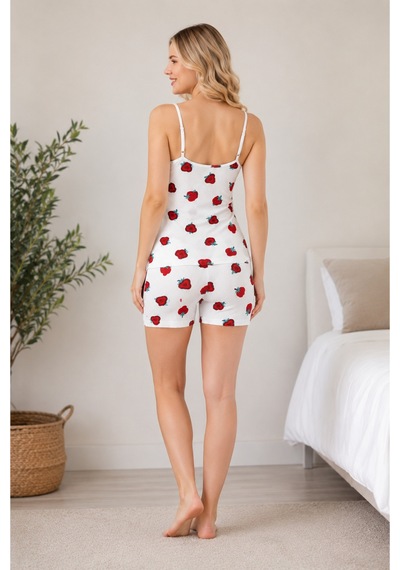 Pijamask Kadın Çilek Desenli Askılı Şortlu Pijama Takımı Yazlık Rahat Ev Giyim P100-0043 Beyaz