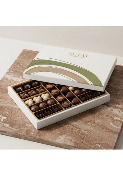 Nutat 300g 24'lü Spesiyal Hediye Çikolatası - Dubai Çikolatalı & Karışık Dolgulu Gurme Seçki/yeşil Pastel