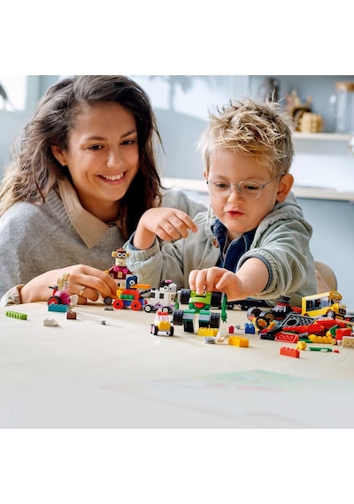 LEGO® Classic 11014 Yapım Parçaları ve Tekerlekler 653 Parça