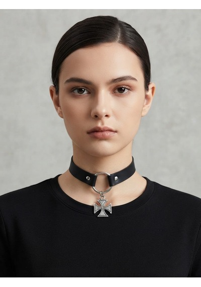 Siyah Pu Deri Haç Figürlü Choker Kolye Gümüş Renk Halka Detaylı Gotik Tarz Kadın Kolye Gtk66 Gri