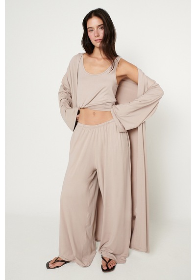AC&Co / Altınyıldız Classics Kadın Bej Yumuşak Dokulu Rahat Standart Fit Şal Yaka Esnek Kimono