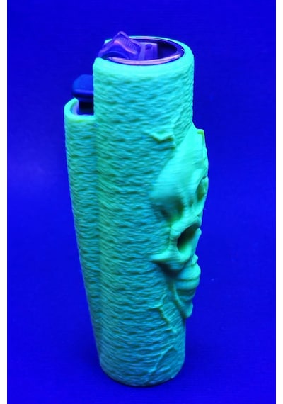 Toxic Skull Kafatası Figürlü Çakmak Kılıfı Clipper