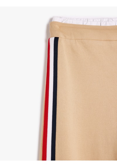 Koton Viskon Karışımlı Şerit Detaylı Beli Lastikli Geniş Paça Pantolon Bej 5skg40152ak Ekru Koton Viskon Karışımlı Şerit Detaylı Beli Lastikli Geniş Paça Pantolon Bej 5skg40152ak Ekru