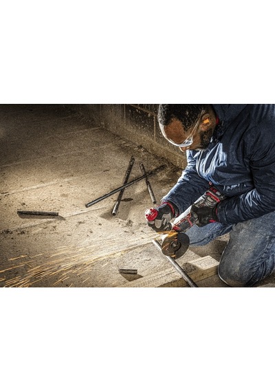 Skil XP 3930CB Akülü Avuç Taşlama 125 MM