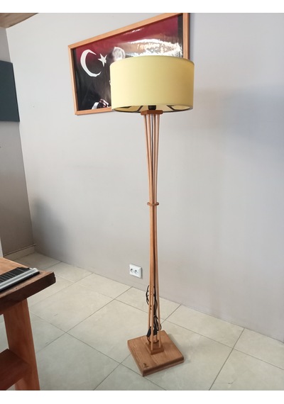Açık Meşe Ahşap Köşe Lambası-sarı Başlıklı Lambader