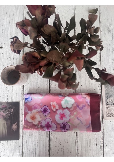 Trend Dokunuş Kadın 50-50 Saten Çiçek Bahçesi Fular Bandana Bordo - Pembe