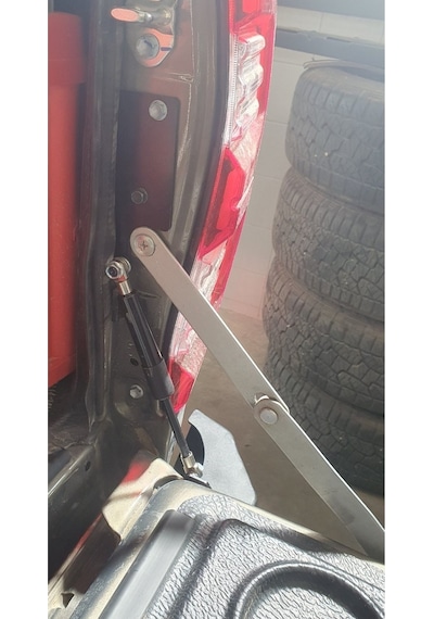 Toyota Uyumlu Hilux Bagaj Kapagi Seti Amortisörü 1 Adet