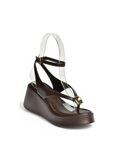 Fox Shoes Y973465909 Kahverengi Parmak Arası Dolgu Tabanlı Kadın Sandalet