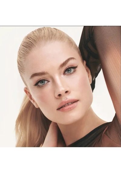 The One Colour Unlimited Eye Shadow & Eye Pencil Duo Peach Perfect