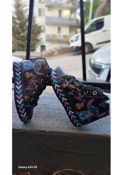 Scarpe Magiche Stitch Dijital Baskılı Kız Çocuk Ayakkabısı 31-35 Numara Arası Işıksızdır Siyah Scarpe Magiche Stitch Dijital Baskılı Kız Çocuk Ayakkabısı 31-35 Numara Arası Işıksızdır Siyah