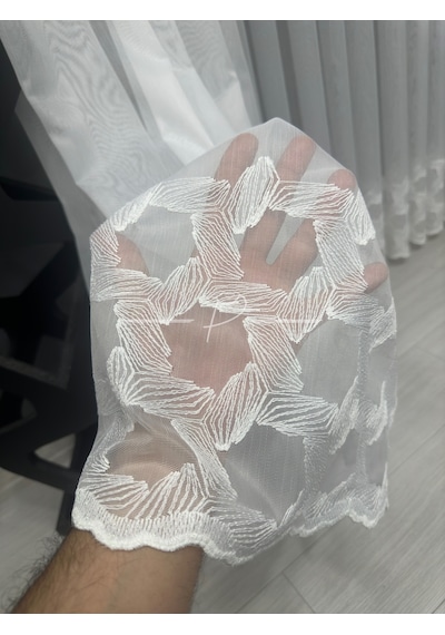 Tül Perde Etek İşleme Hexagon Desen 127565 Ekru Tül Perde Etek İşleme Hexagon Desen 127565 Ekru