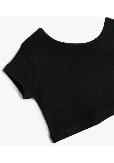 Koton Crop Tişört Asimetrik Yaka Kısa Kollu Pamuklu Siyah 4skg10107ak Siyah