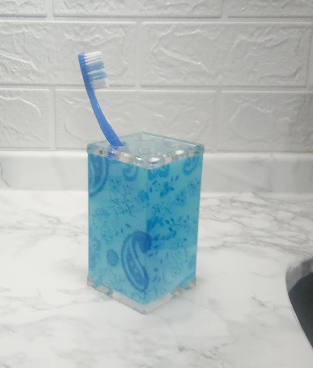 2 Adet Diş Fırçalık Mavi Çiçekli Akrilik 6x6x12cm Banyo Seti Çok Renkli