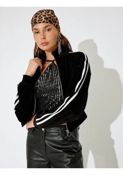 Koton Kadife Fermuarlı Şerit Detaylı Dik Yaka Asimetrik Crop Sweatshirt Siyah 5wal10782ık Siyah Koton Kadife Fermuarlı Şerit Detaylı Dik Yaka Asimetrik Crop Sweatshirt Siyah 5wal10782ık Siyah