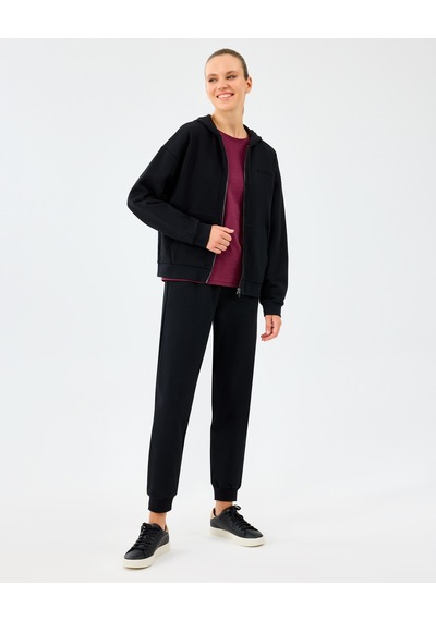 Skechers W Essential Full Zip Sweatshirt Kadın Siyah Sweatshirt S2610016-3817 Siyah