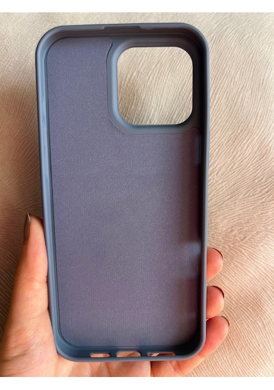 Apple Uyumlu iPhone 16 Pro Logolu İçi Kadife Silikon Lansman Kılıf