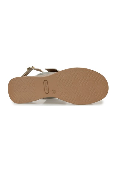 Polaris 325067.z 5fx Olive Kadın Dolgu Topuk Sandalet 000000000101985490 Yeşil